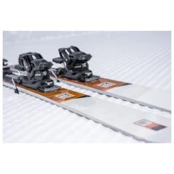 Ski Kastle Mx88 -Ski Matériel Promotion Magasin 20d0e57246d74a878fc5f6627c9e10754d33d15e H23KAESSKI267739 905