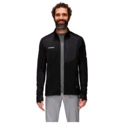 Polaire Mammut Aconcagua Light Ml Jacket Men Black -Ski Matériel Promotion Magasin 676707f111ad4475a5c8cc1a7a2b15192e0a42d9 H23MAMMTTH3354350 4